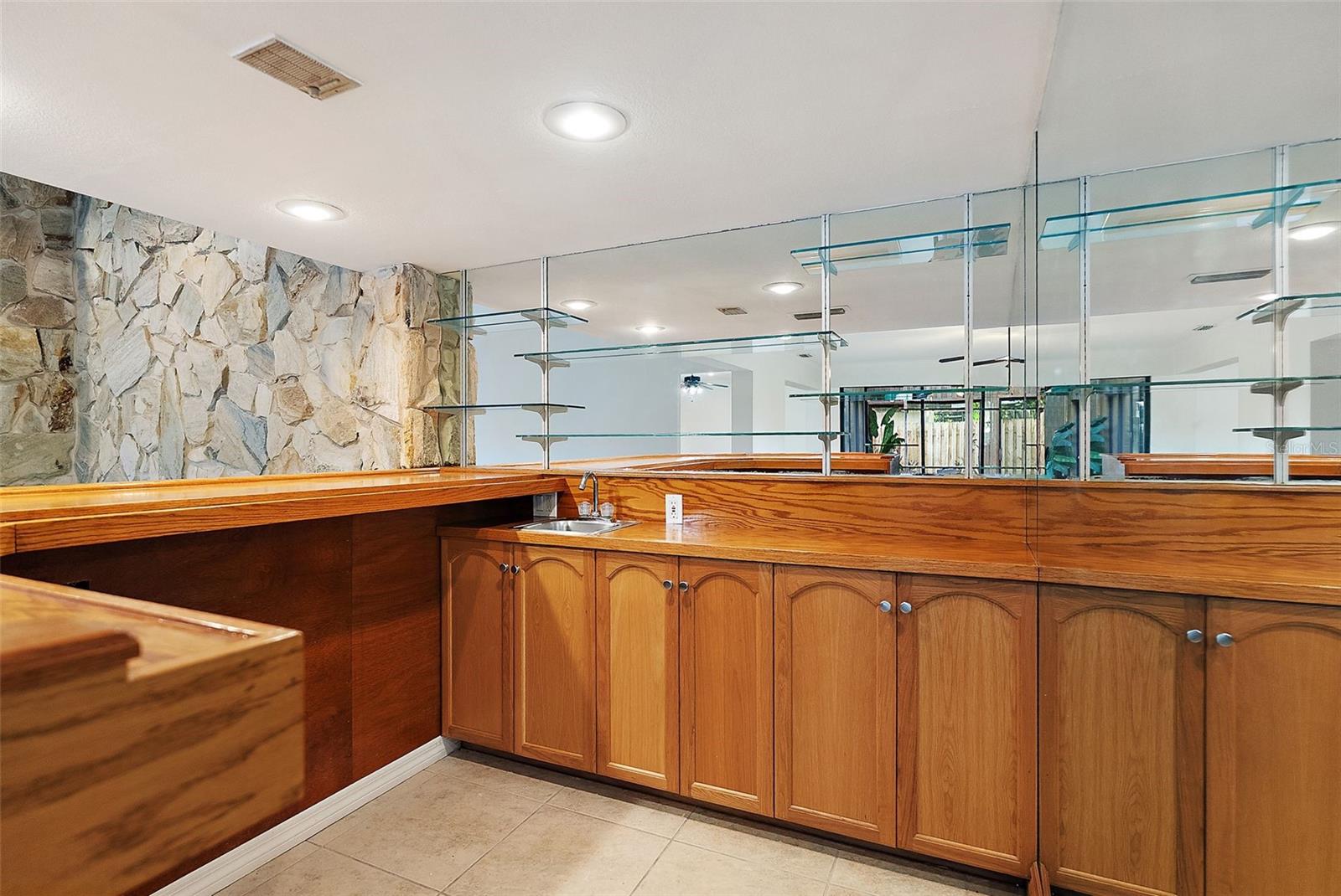 TARPON WOODS 4TH ADD - Residential