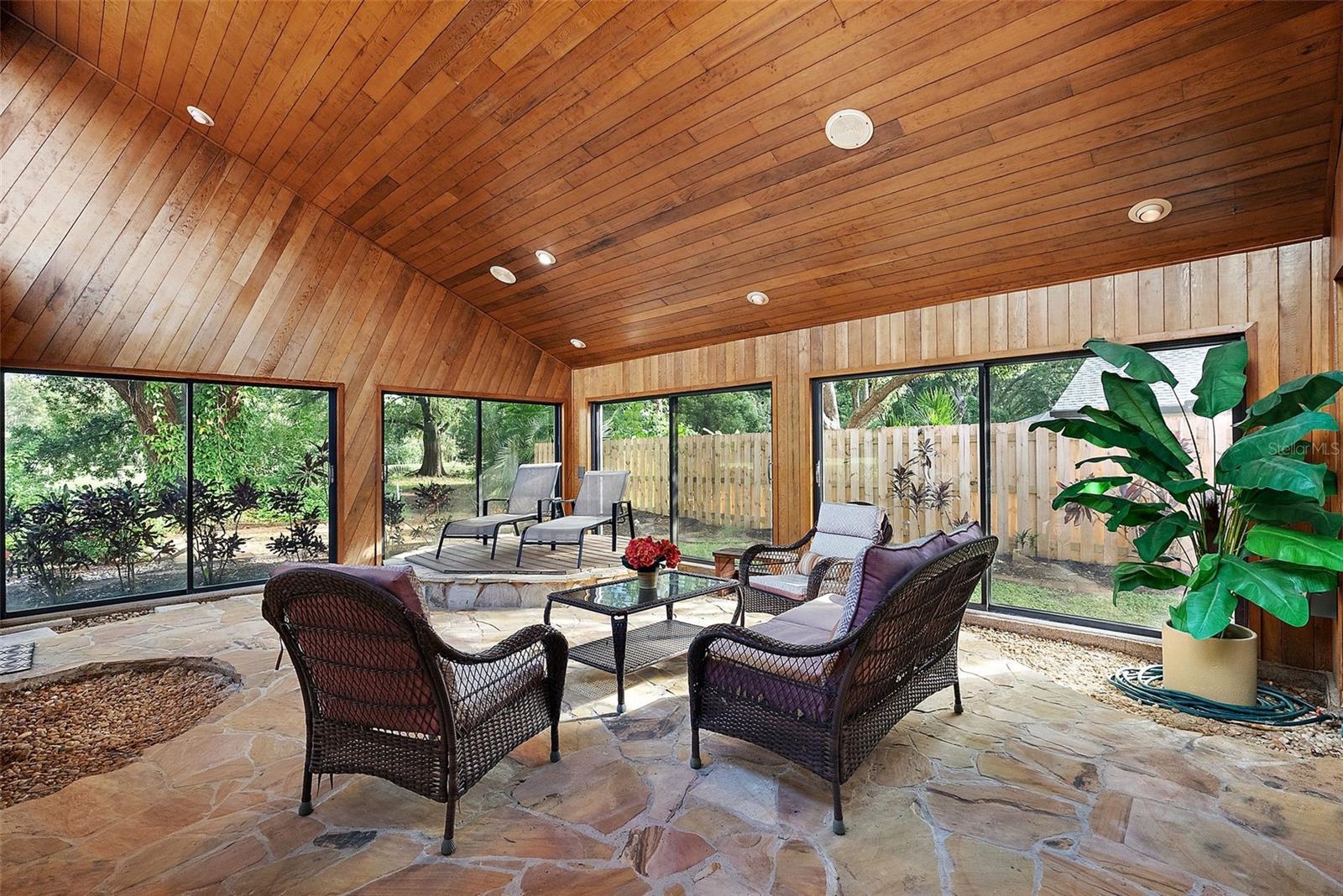 TARPON WOODS 4TH ADD - Residential