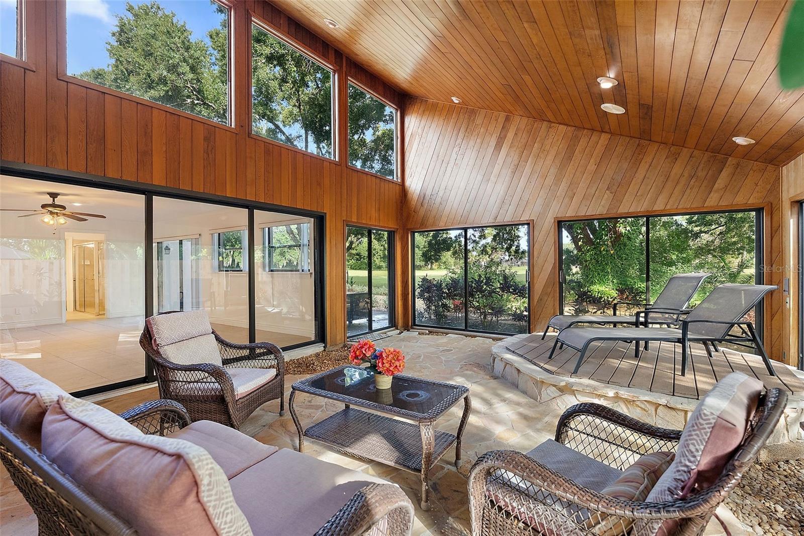 TARPON WOODS 4TH ADD - Residential