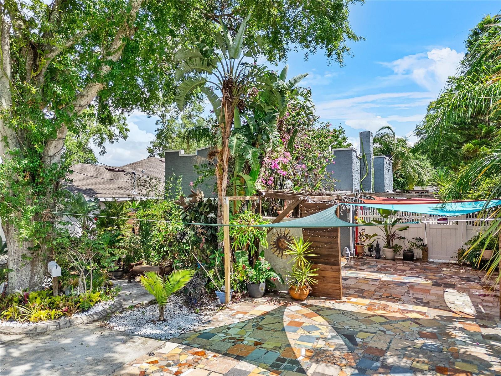 536 AVE G SE