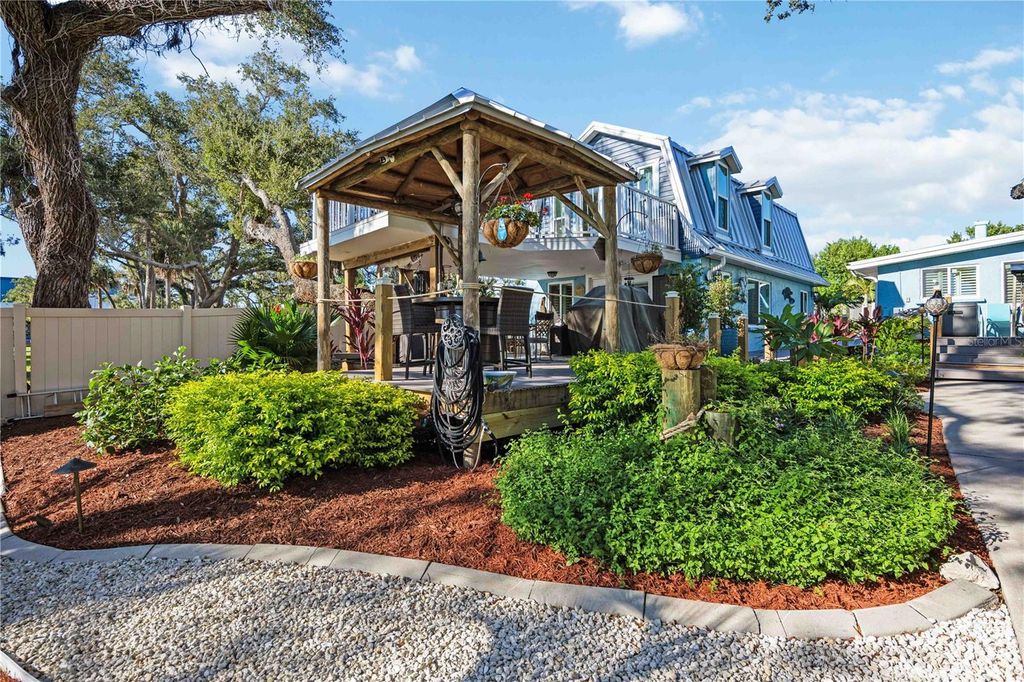 Photo of 51 W Bay Heights Road, Englewood, FL 34223 (MLS # A4667051)