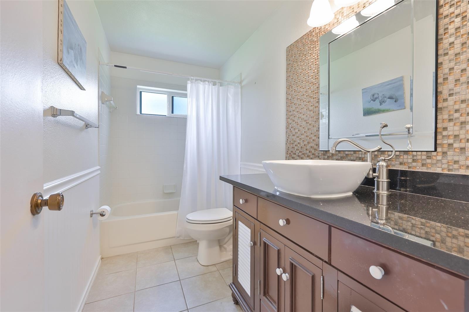 VILLAS ON THE GREEN A CONDOMIN - Residential