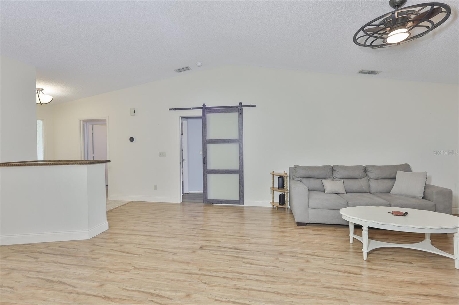 VILLAS ON THE GREEN A CONDOMIN - Residential