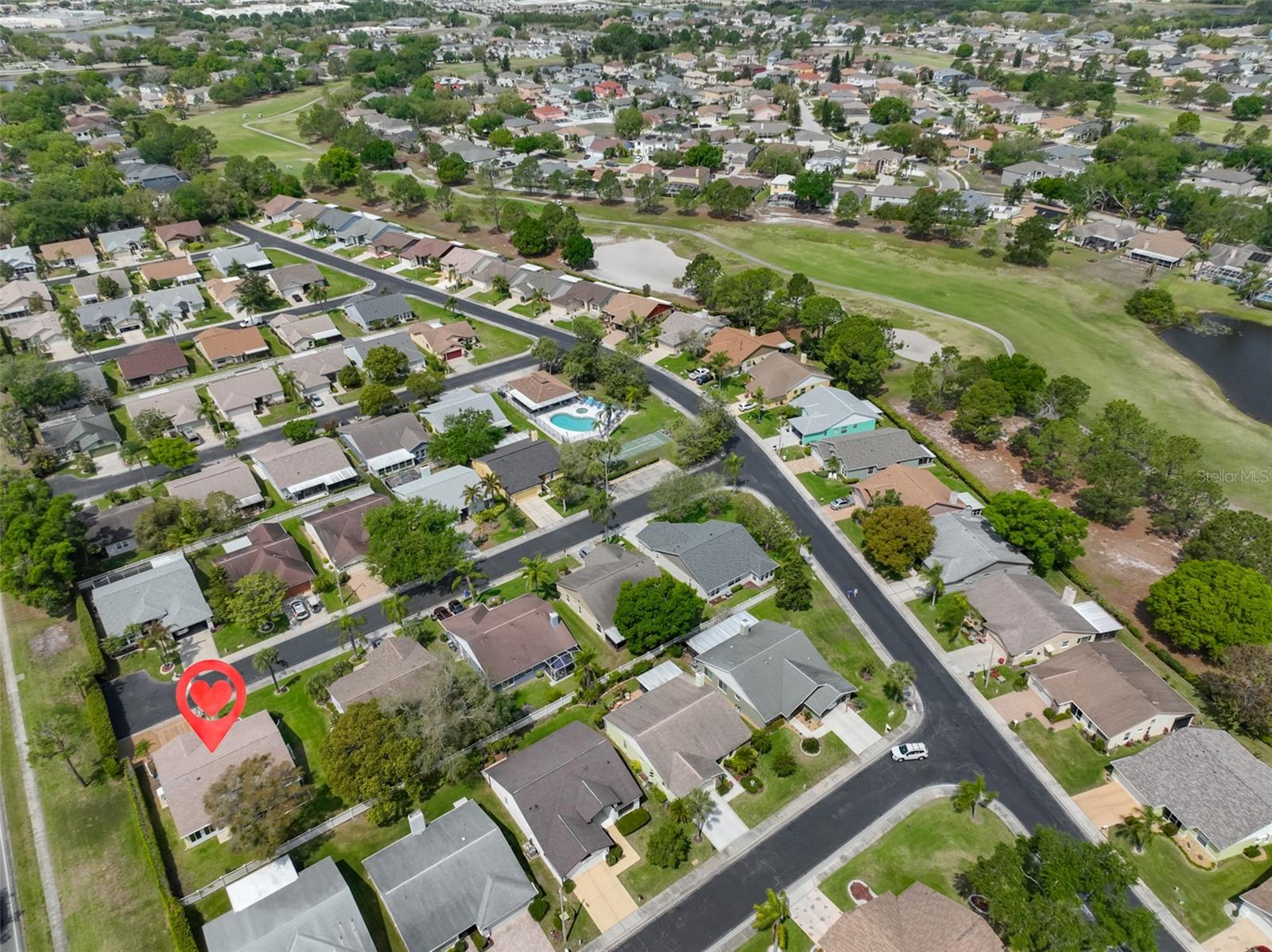 VILLAS ON THE GREEN A CONDOMIN - Residential