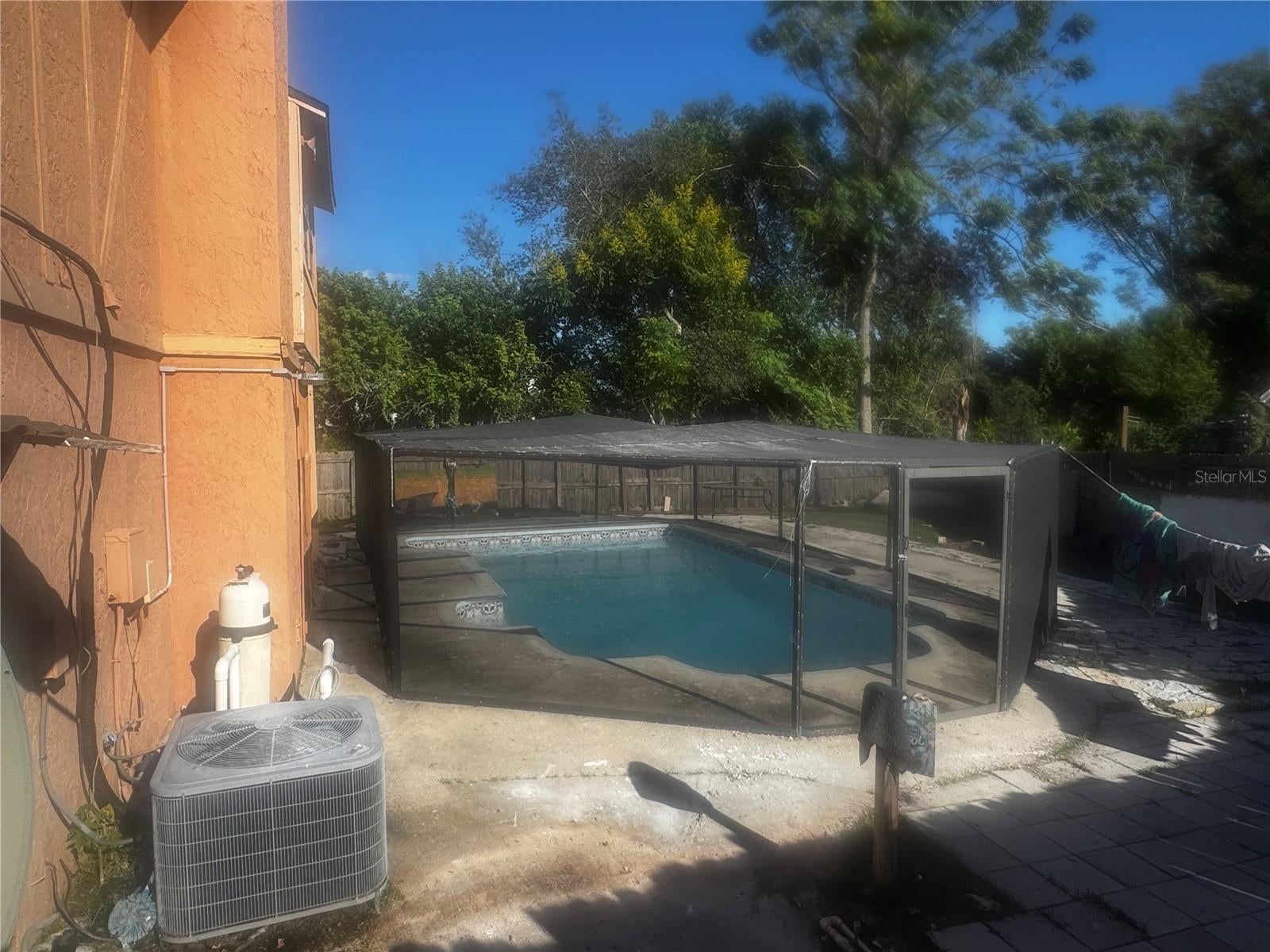 5300 FERNHILL COURT