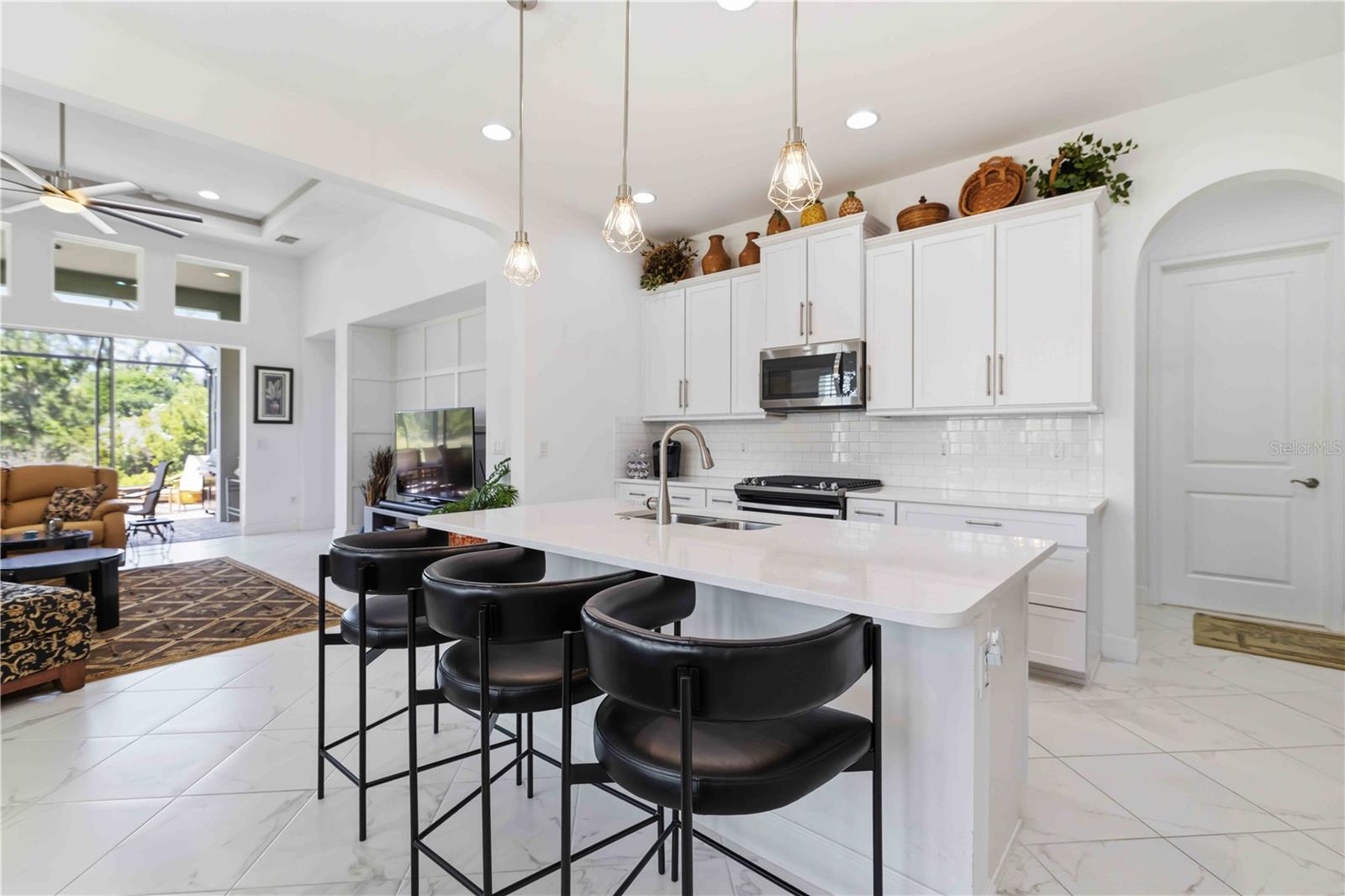 ARBOR GRANDE - Residential