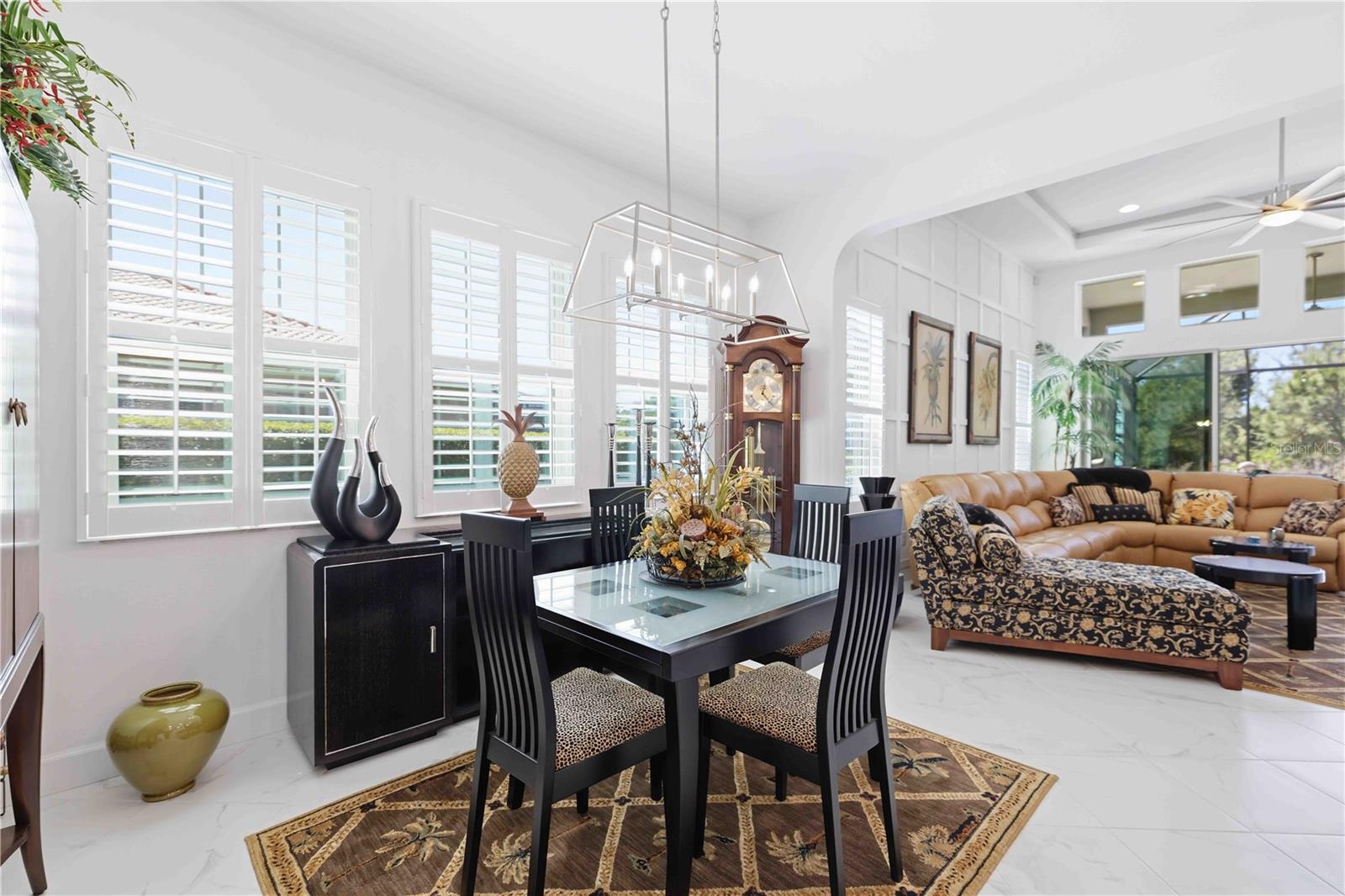 ARBOR GRANDE - Residential