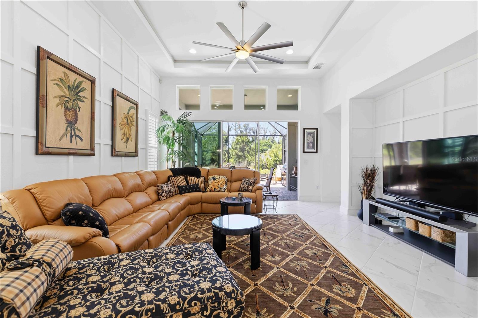 ARBOR GRANDE - Residential