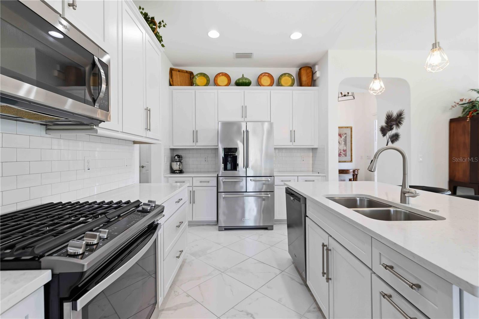 ARBOR GRANDE - Residential