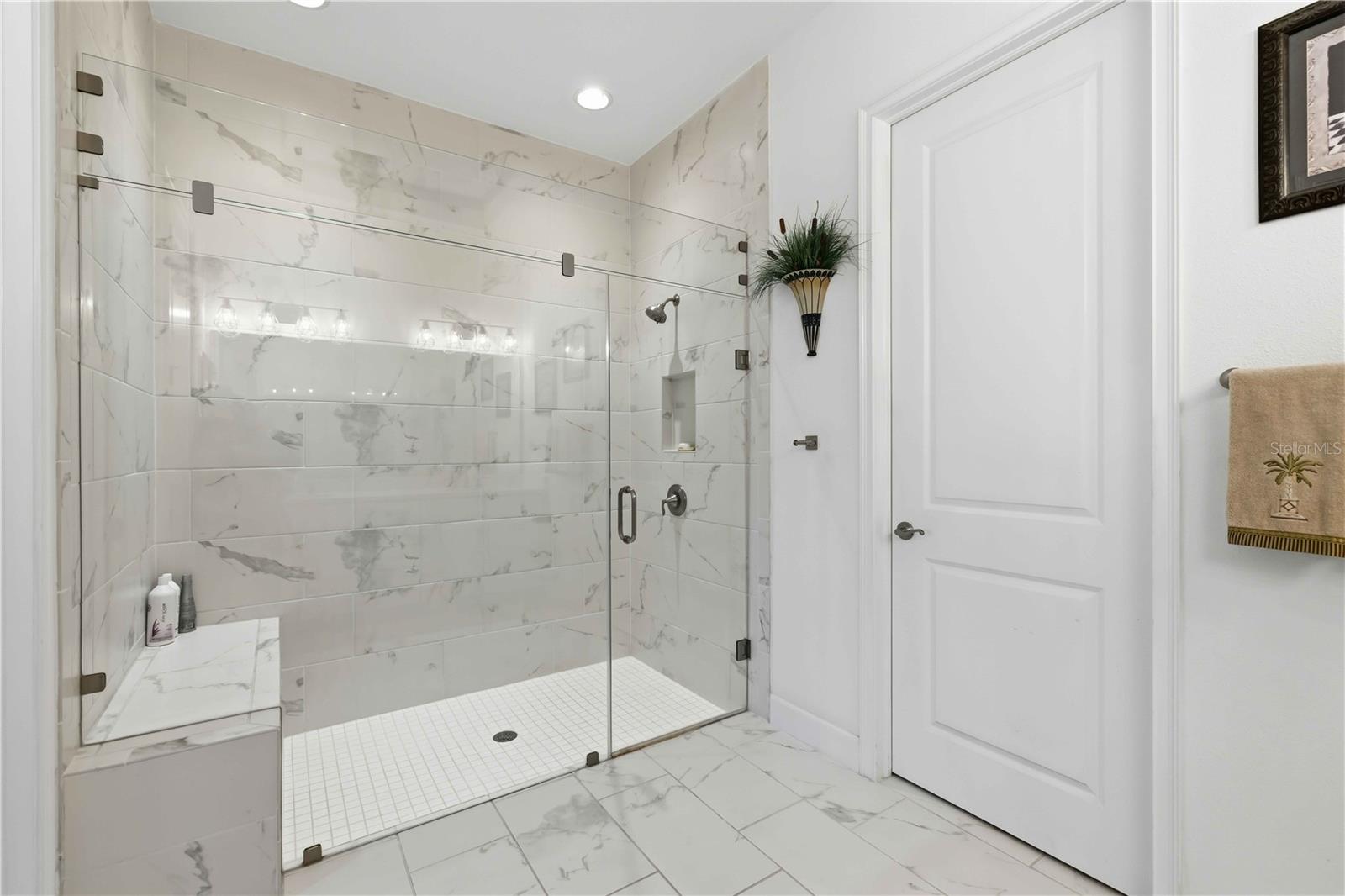 ARBOR GRANDE - Residential