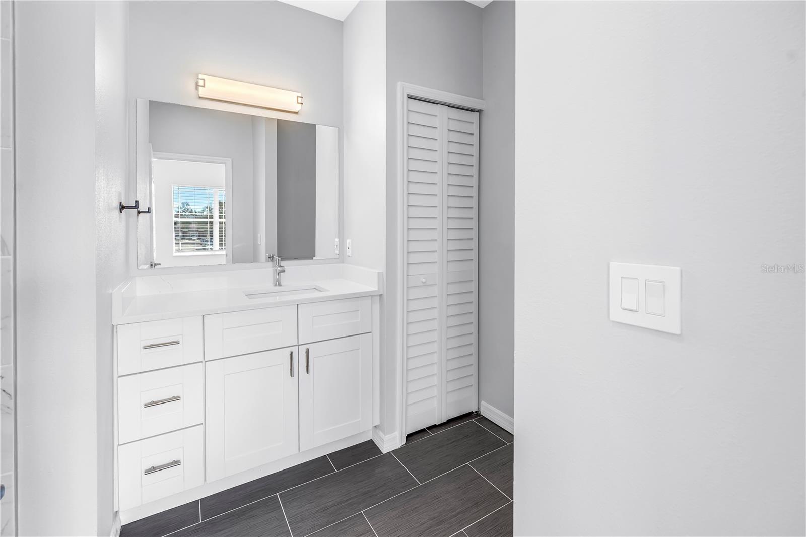 LAS PALMAS TWNHMS - Residential