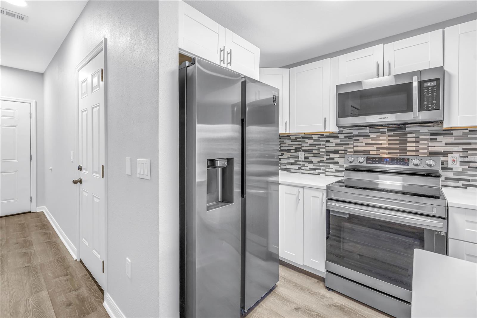 LAS PALMAS TWNHMS - Residential