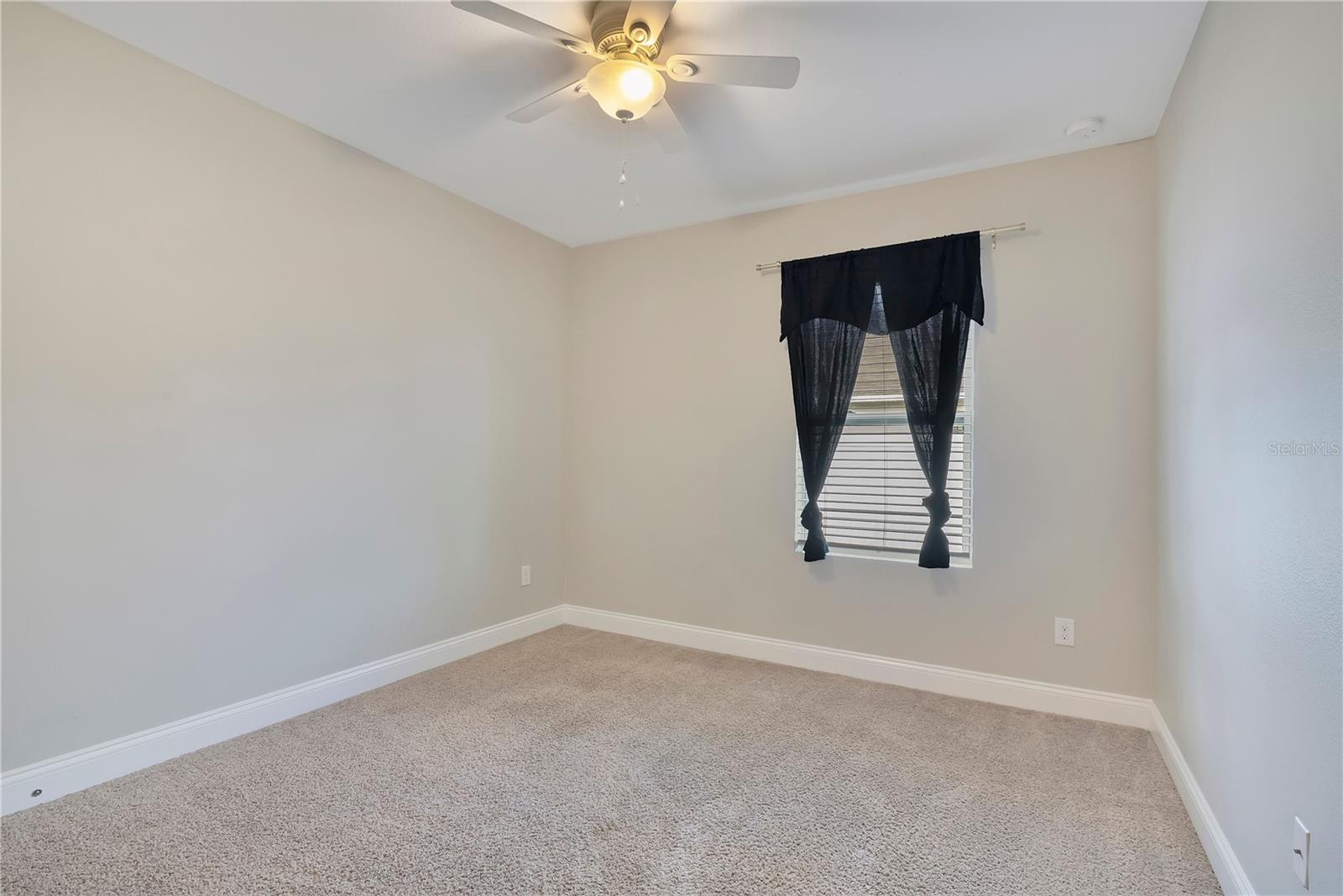 OAKS AT SUMMER GLEN - Residential