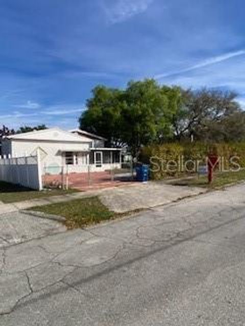 312 MILAKEE AVENUE SEBRING FL 33870