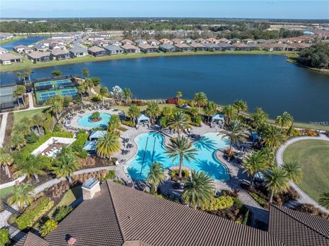 A home in PALMETTO