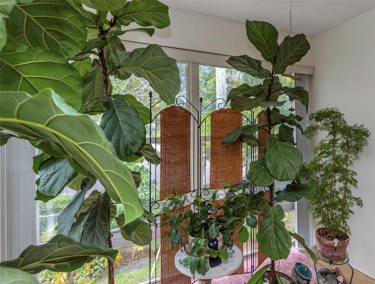 GREENBRIAR CONDO - Residential