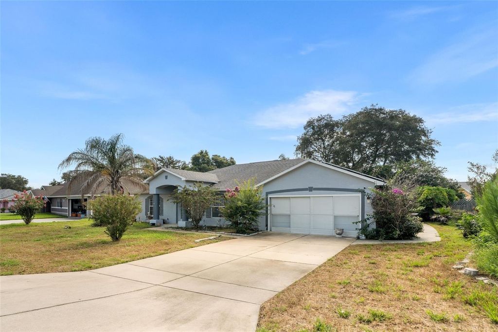 Photo of 49 Bahia Trace Course, Ocala, FL 34472 (MLS # V4950457)