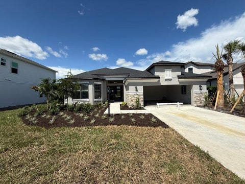 Photo of 8208 Summer Night Road, Sarasota, FL 34241 (MLS # O6437975)