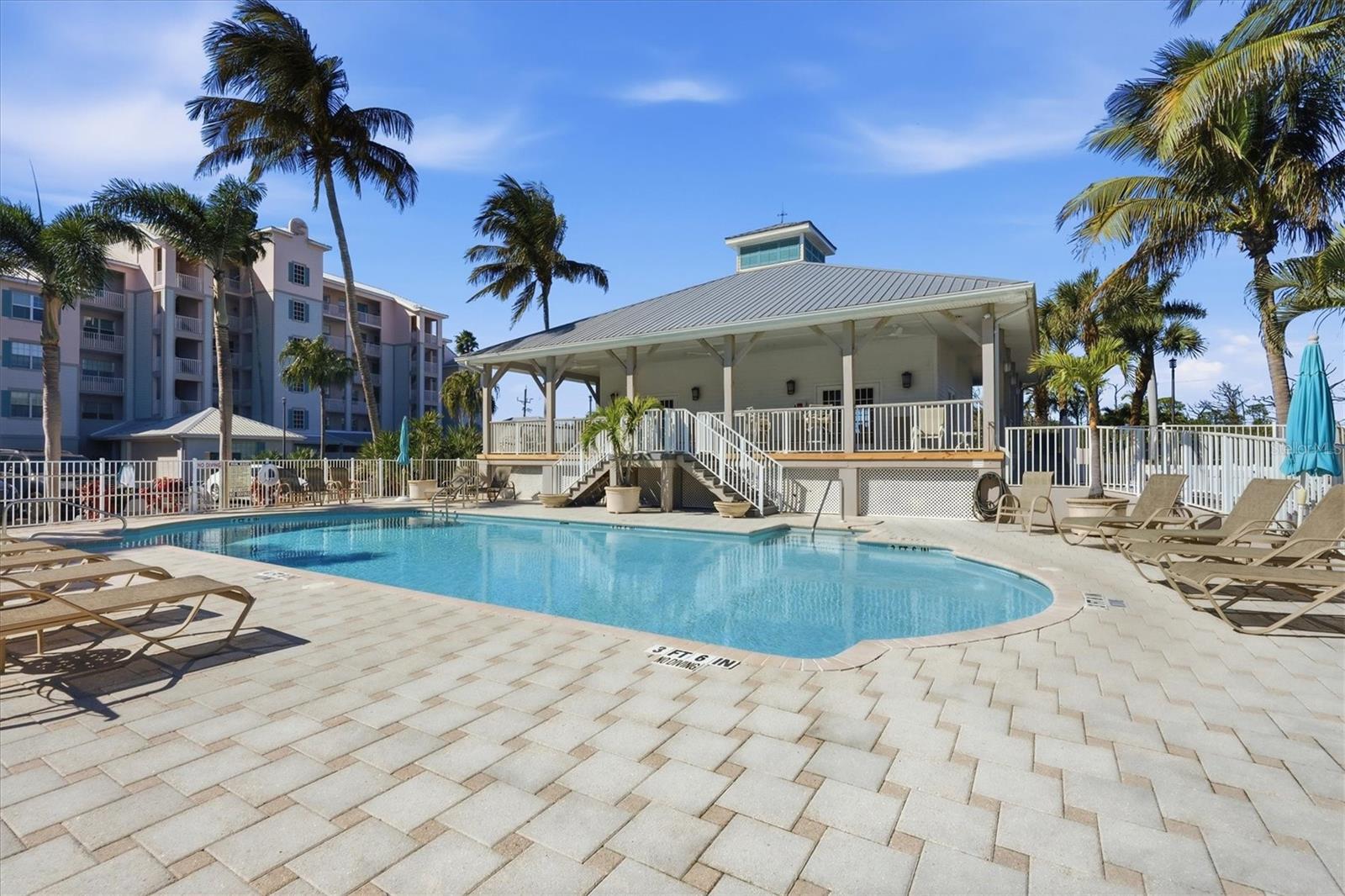 BOCA VISTA HARBOR BLDG C - Residential