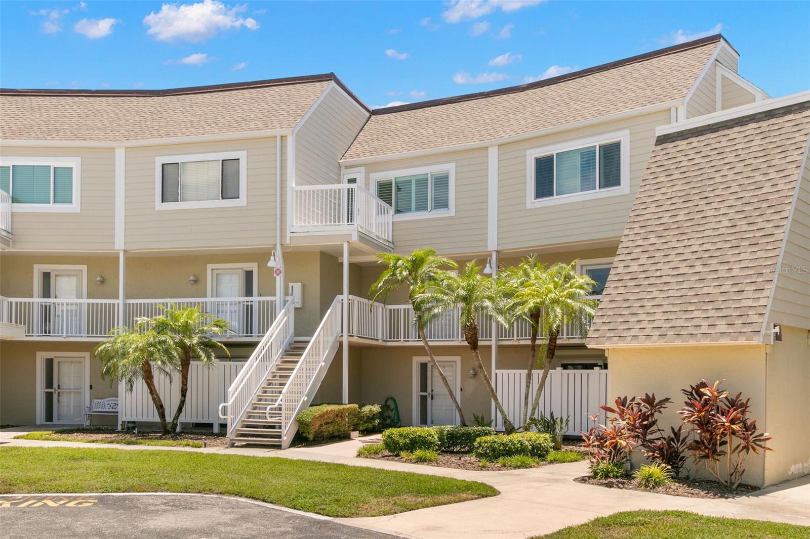 SOUTH PAULA POINT CONDO - Residential