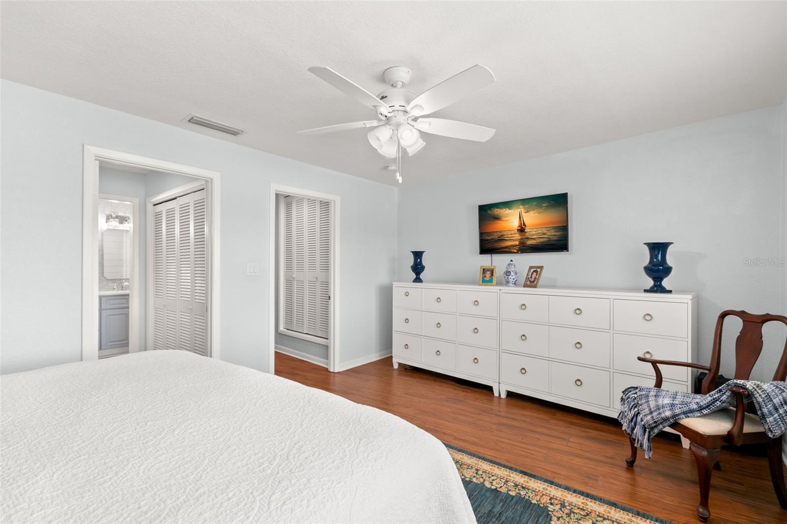 SOUTH PAULA POINT CONDO - Residential