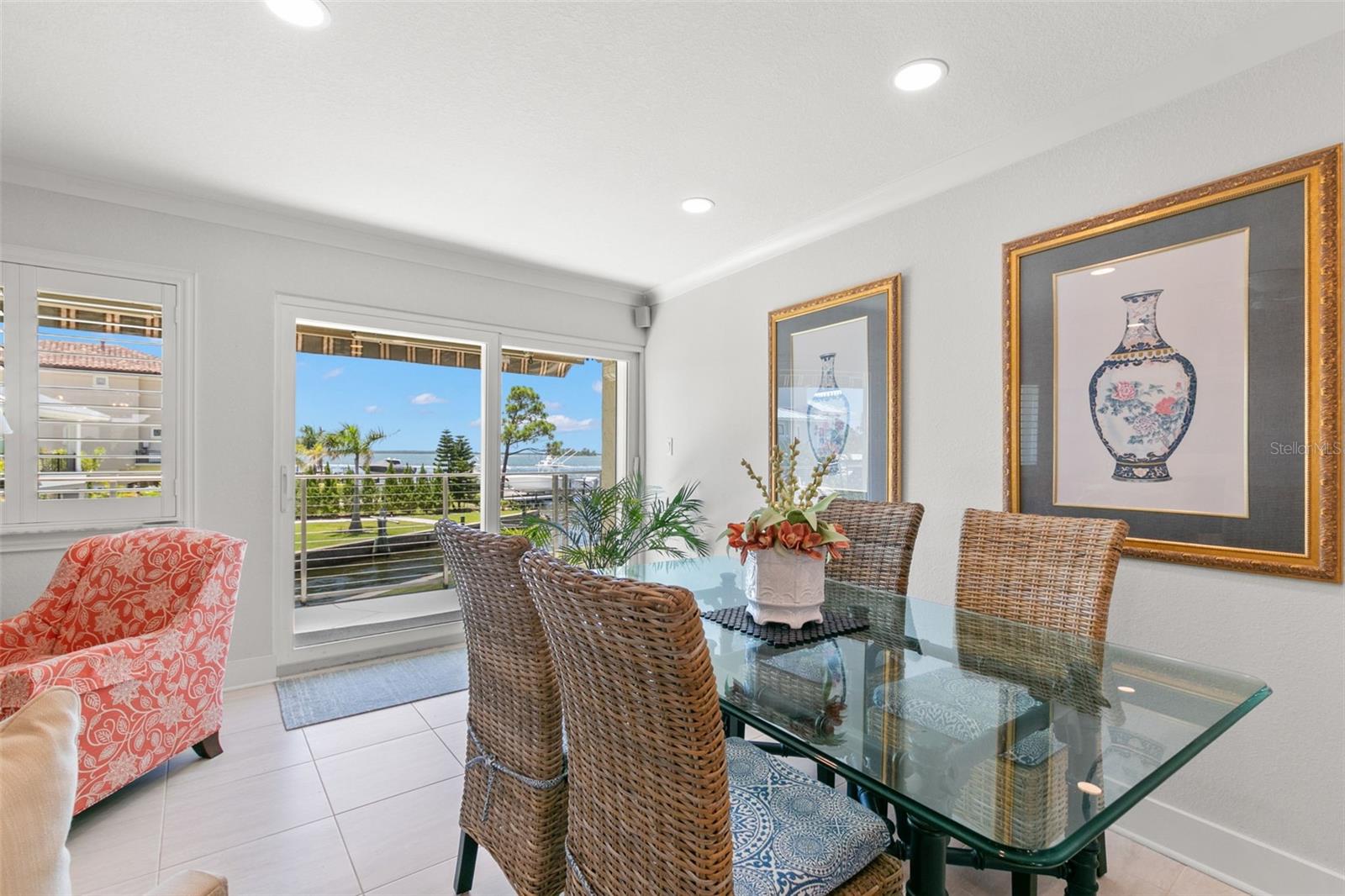 SOUTH PAULA POINT CONDO - Residential