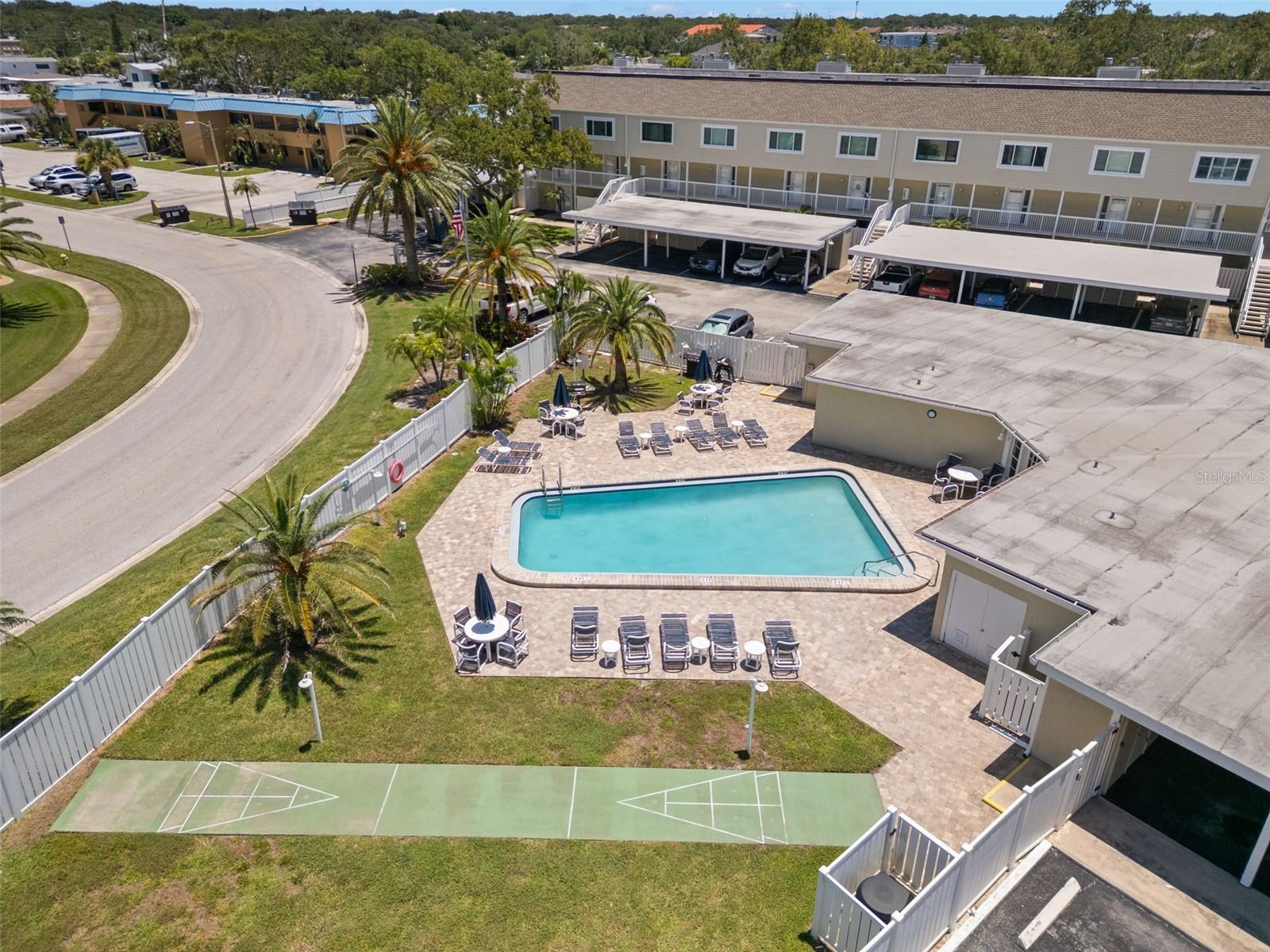 SOUTH PAULA POINT CONDO - Residential