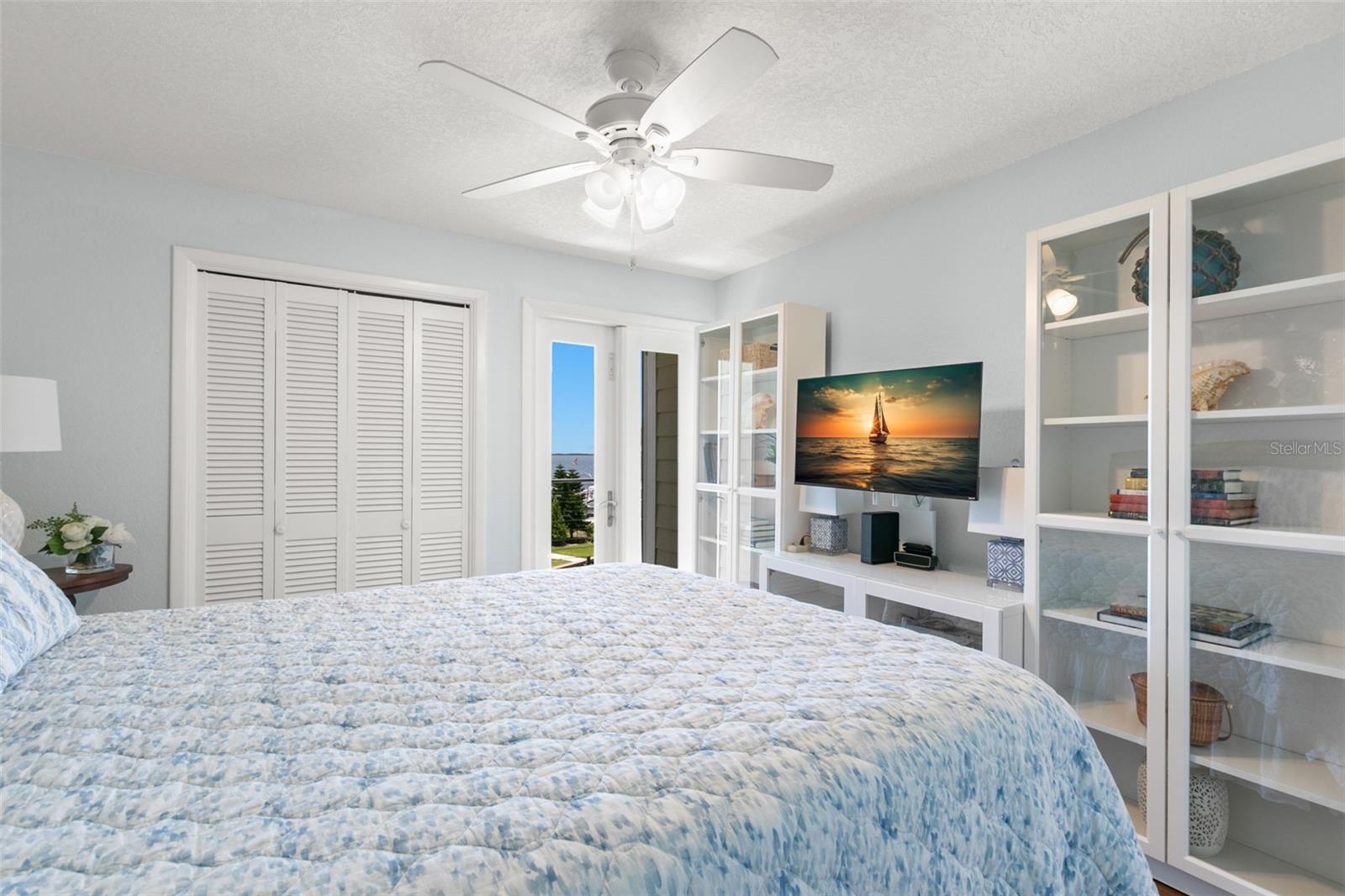 SOUTH PAULA POINT CONDO - Residential