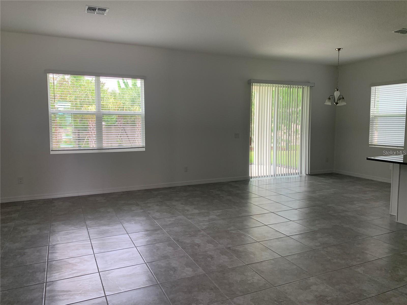 SAN SEBASTIAN RESERVE - Residential Lease