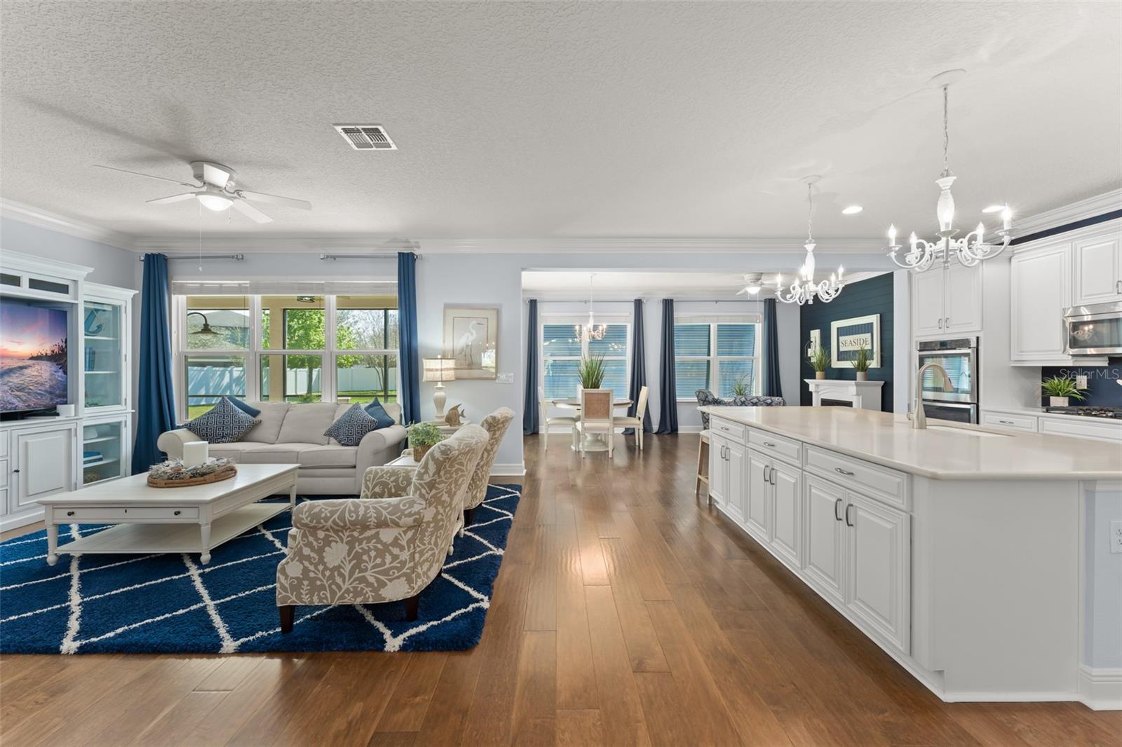 SUMMERLAKE - Residential