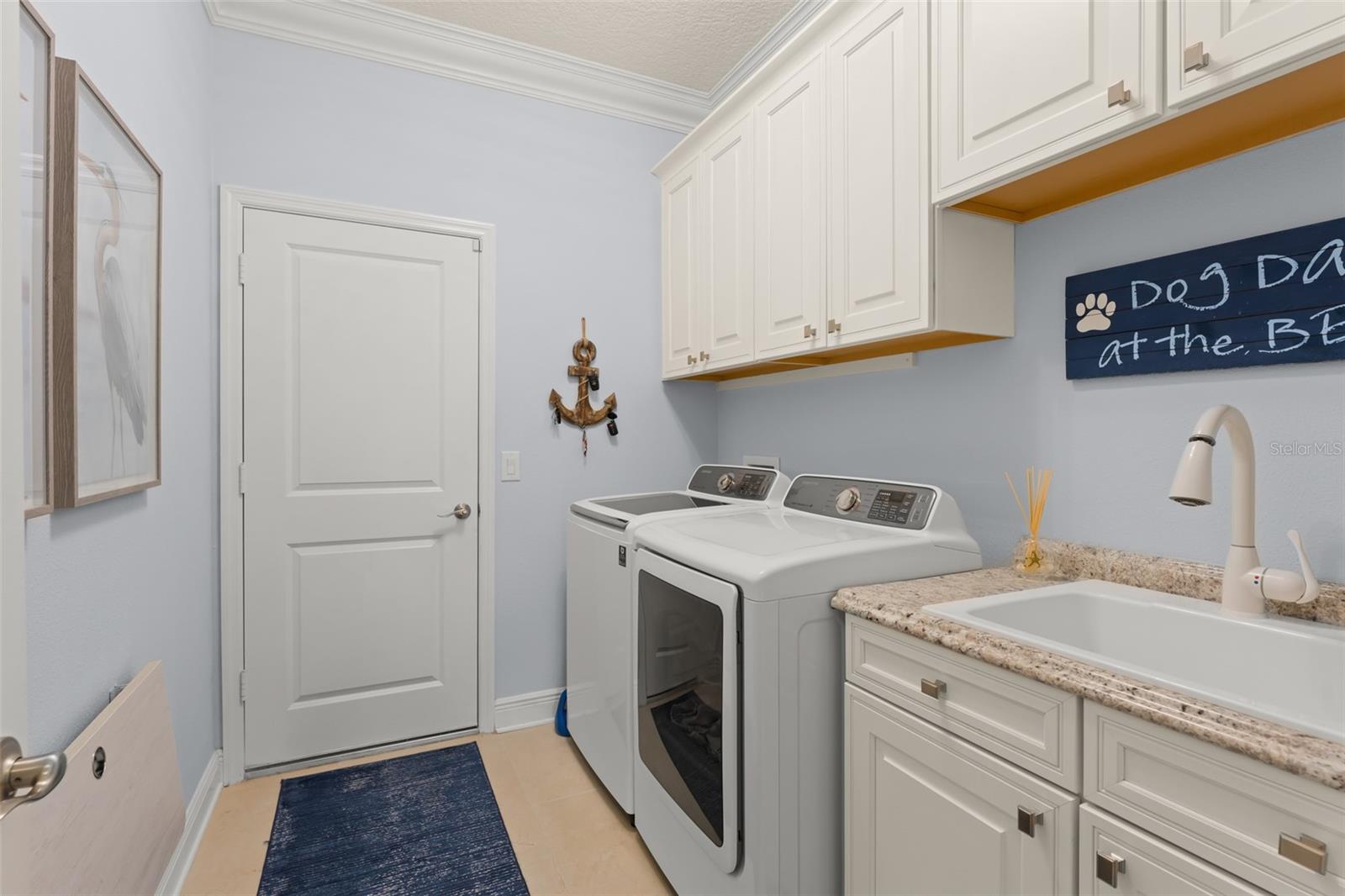 SUMMERLAKE - Residential