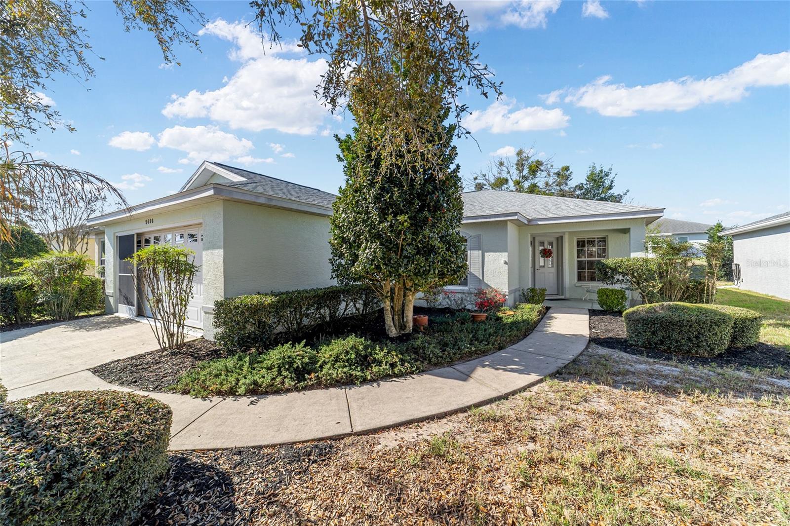 ON TOP OF THE WORLD - PROVIDENCE - Residential