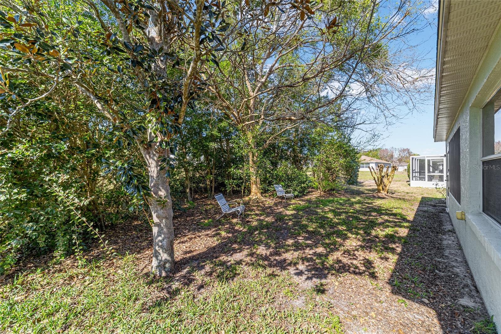 ON TOP OF THE WORLD - PROVIDENCE - Residential