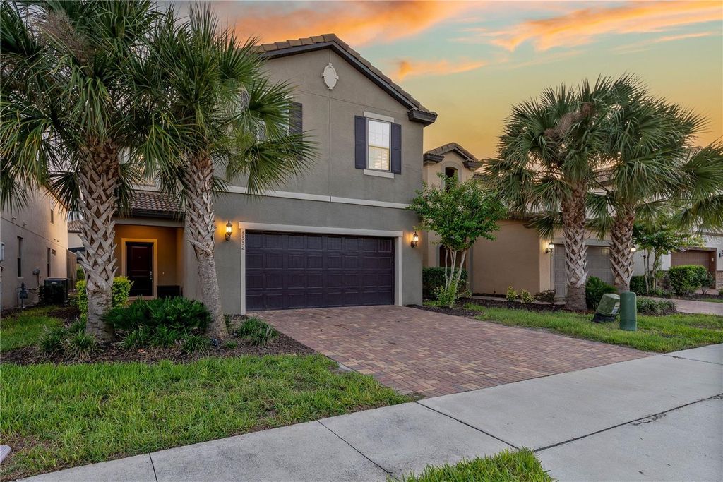 Photo of 5552 Misty Oak Circle, Davenport, FL 33837 (MLS # O6370074)