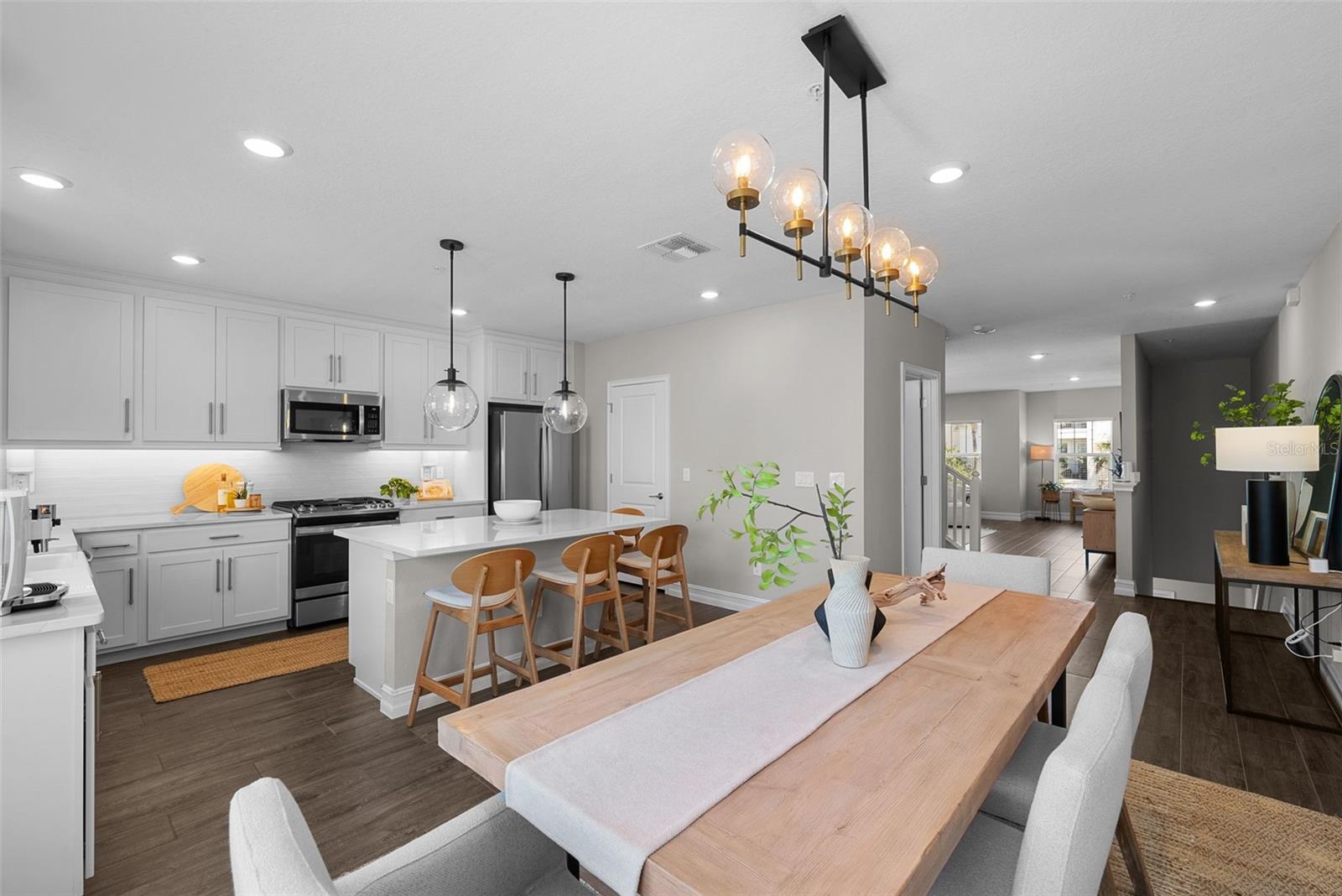 INLET SHORE TWNHMS PH 2A & 2B - Residential Lease