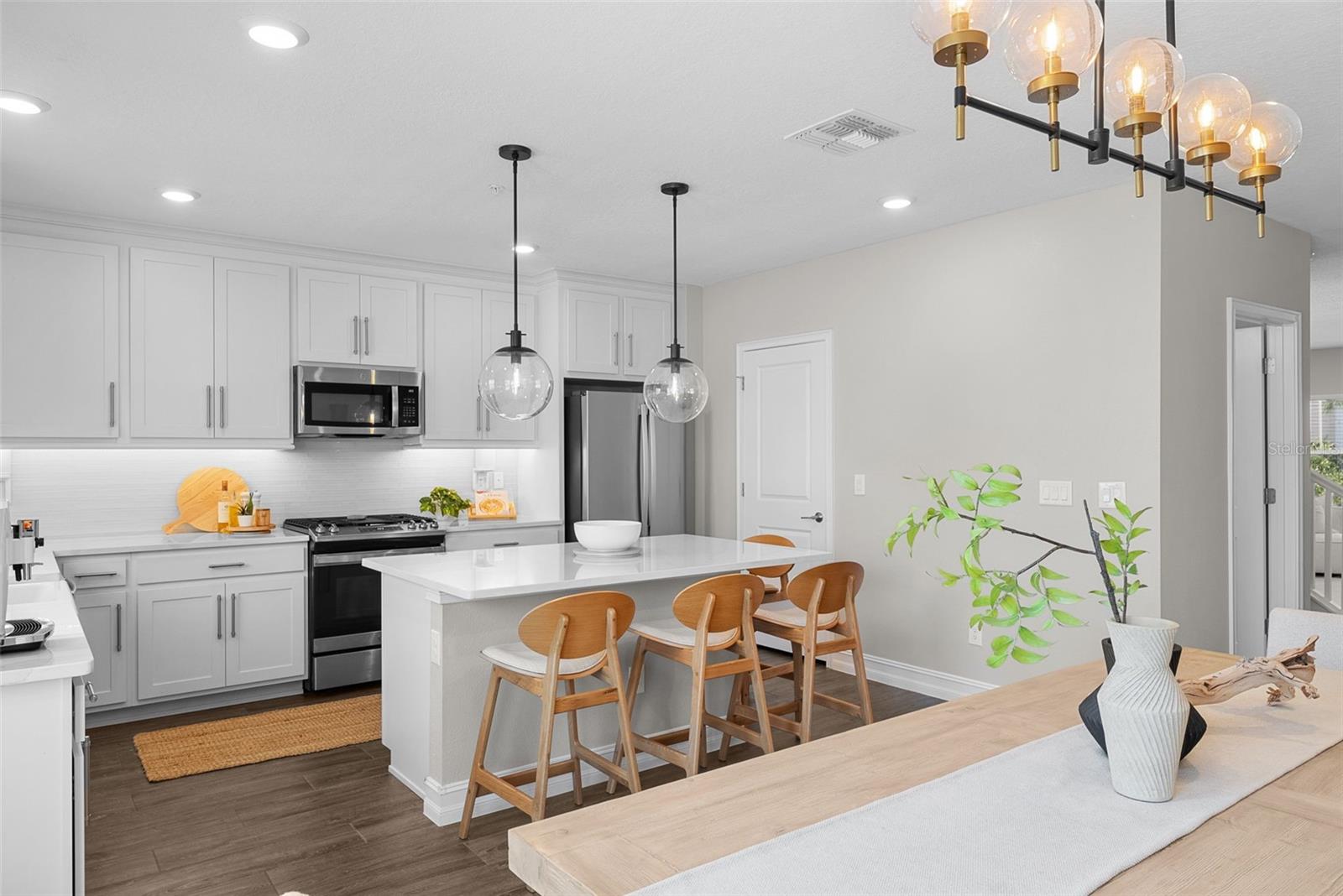 INLET SHORE TWNHMS PH 2A & 2B - Residential Lease