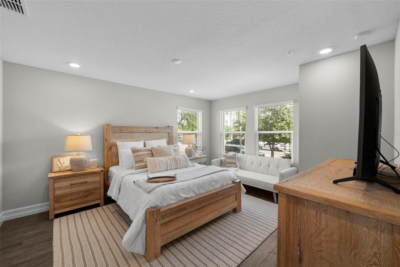 INLET SHORE TWNHMS PH 2A & 2B - Residential Lease