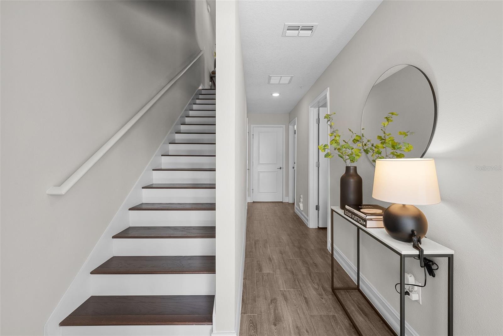 INLET SHORE TWNHMS PH 2A & 2B - Residential Lease