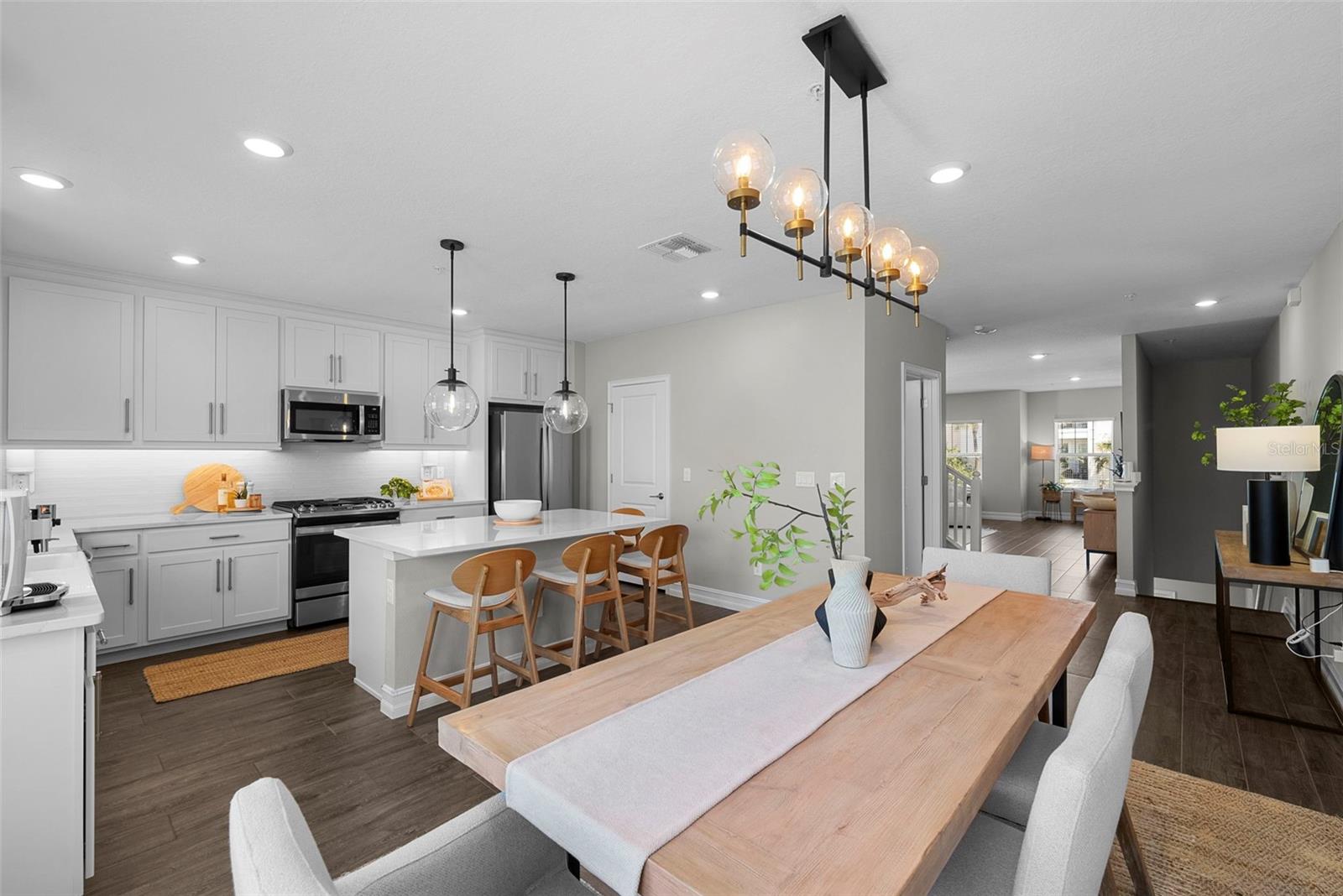 INLET SHORE TWNHMS PH 2A & 2B - Residential Lease