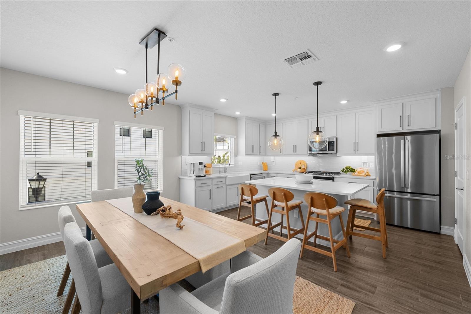 INLET SHORE TWNHMS PH 2A & 2B - Residential Lease