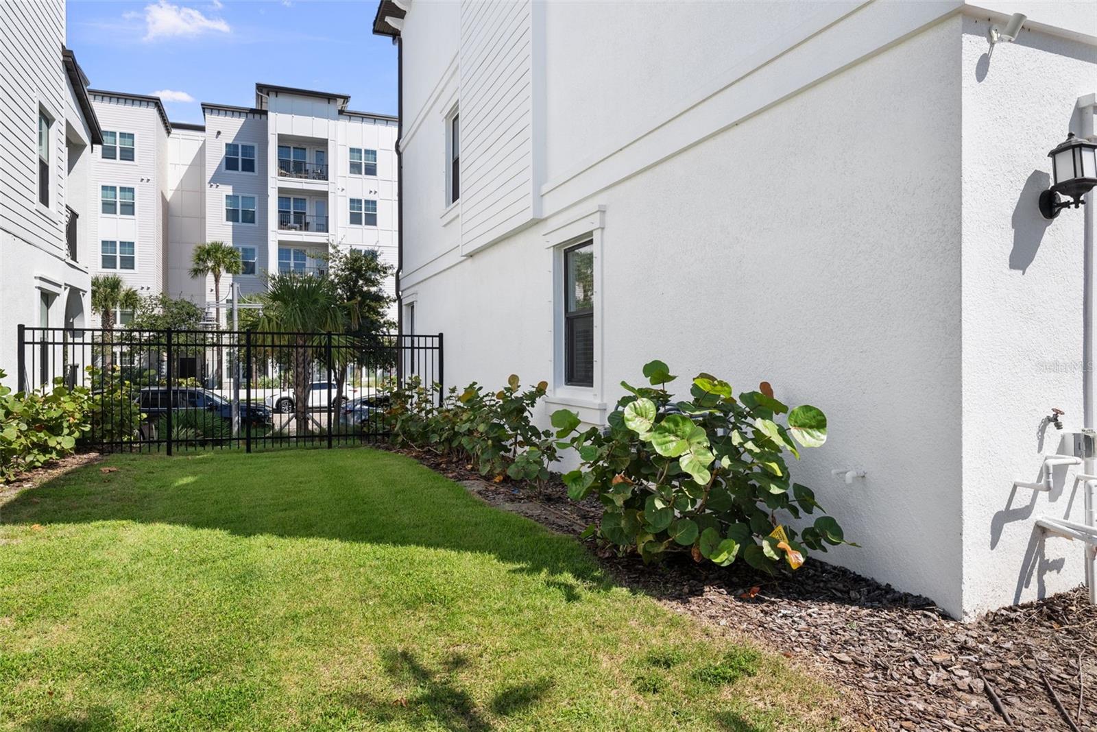 INLET SHORE TWNHMS PH 2A & 2B - Residential Lease