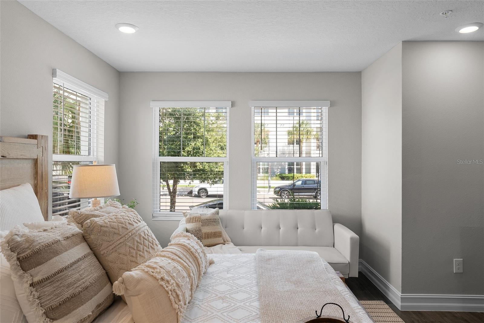 INLET SHORE TWNHMS PH 2A & 2B - Residential Lease