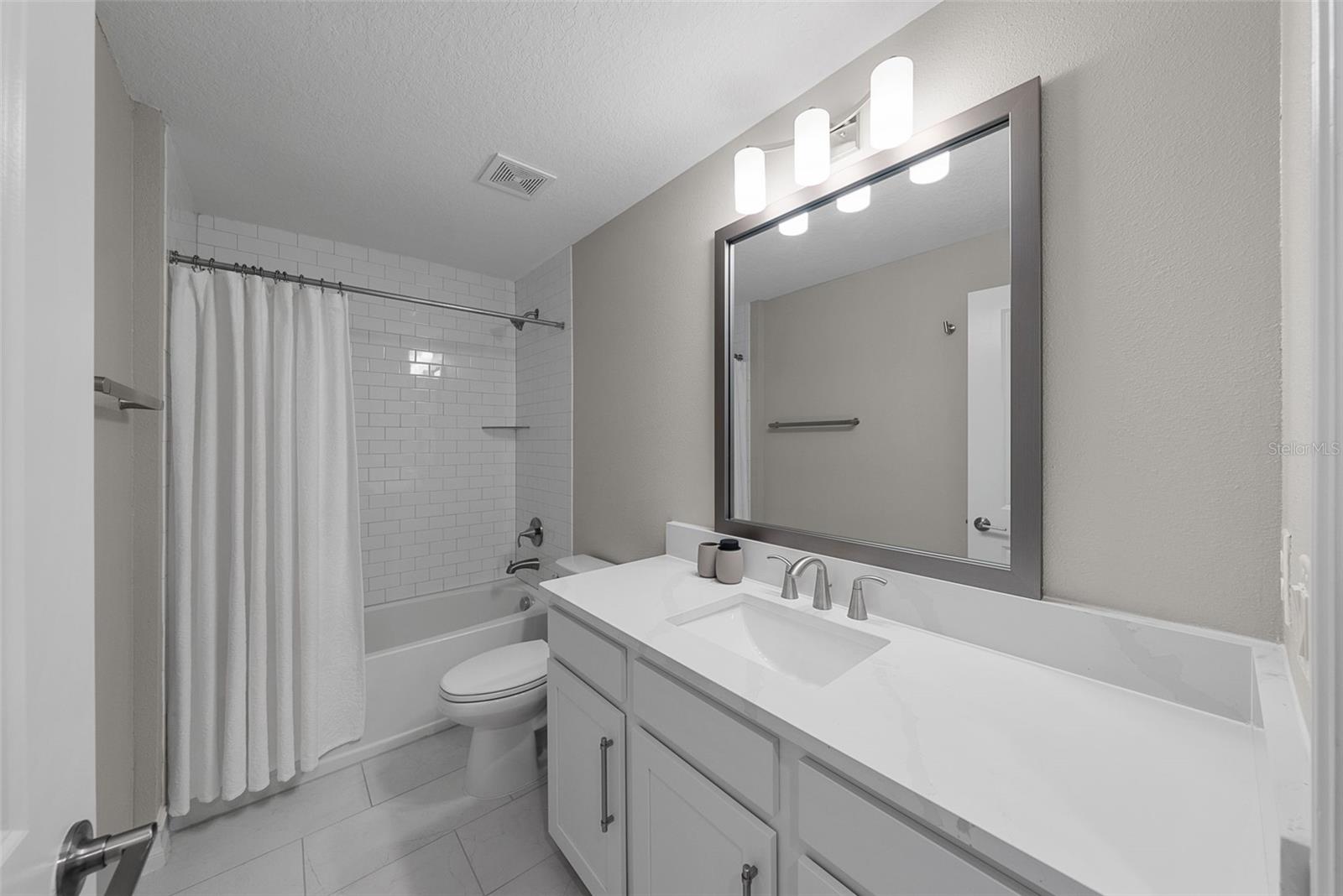 INLET SHORE TWNHMS PH 2A & 2B - Residential Lease