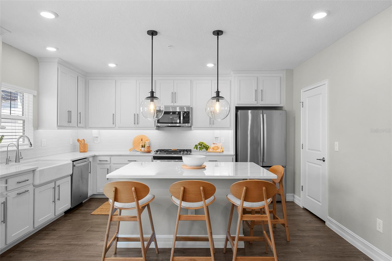 INLET SHORE TWNHMS PH 2A & 2B - Residential Lease