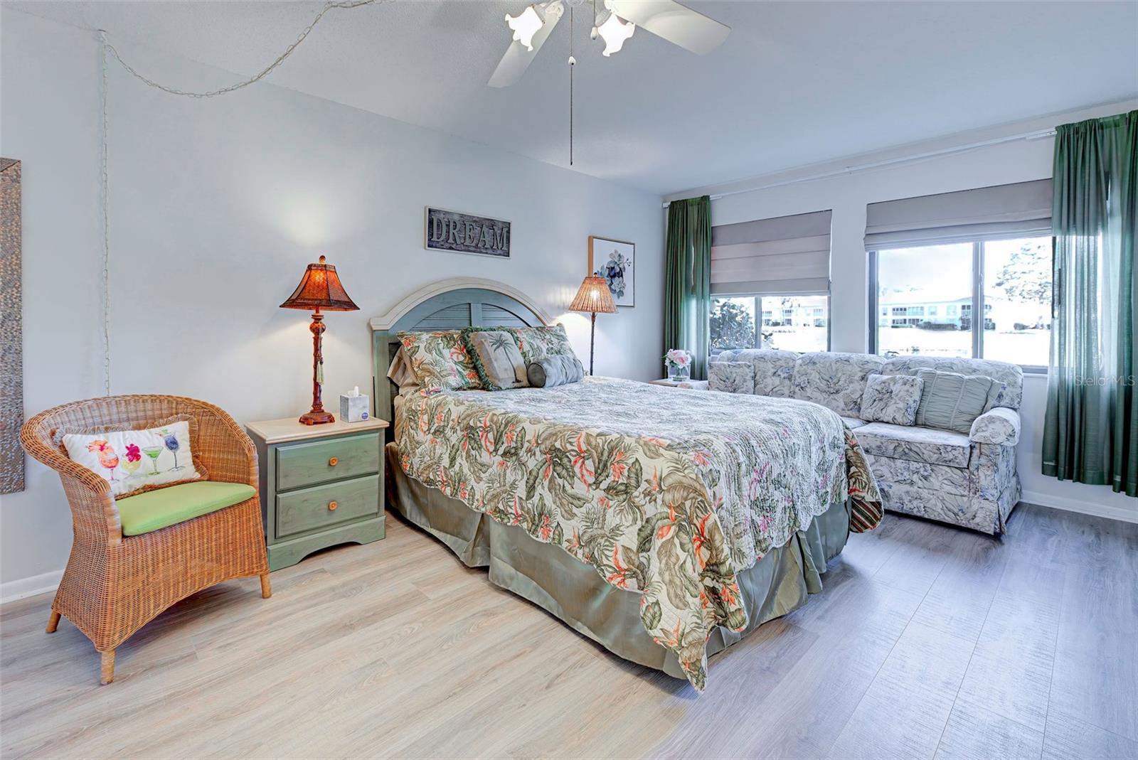 WILLOW LINKS - Residential Lease