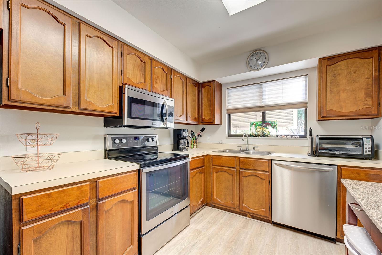WILLOW LINKS - Residential Lease