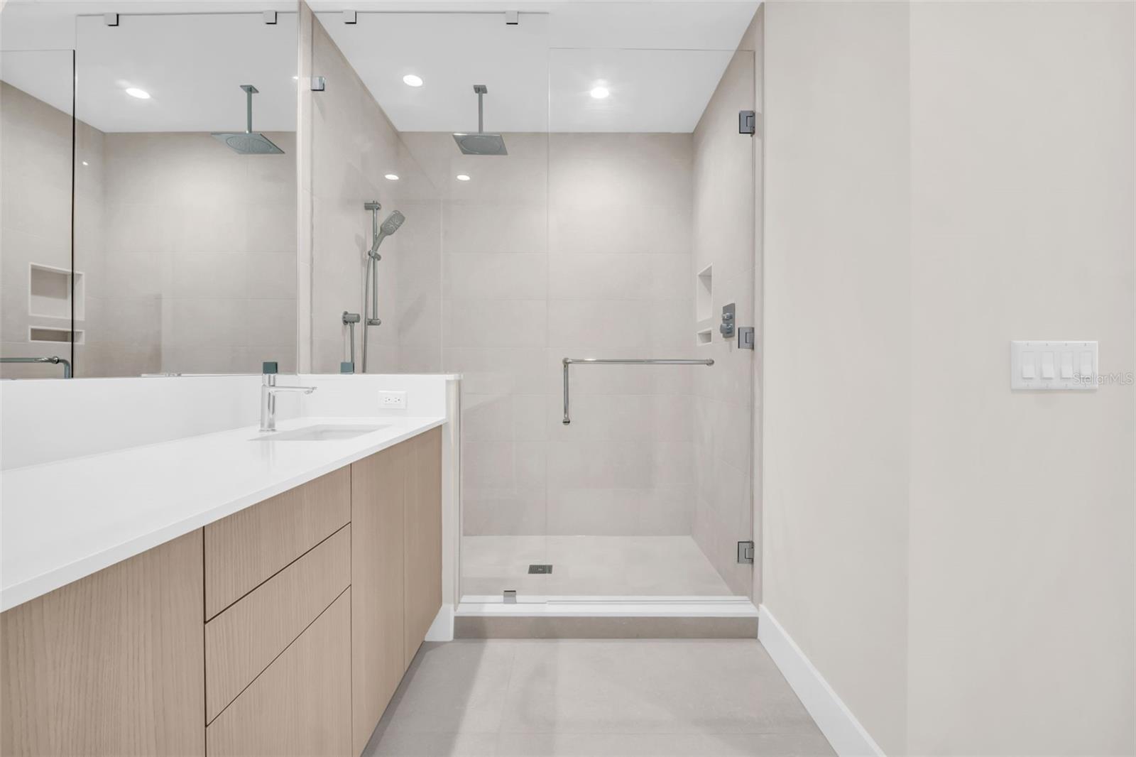 ART HOUSE - Residential