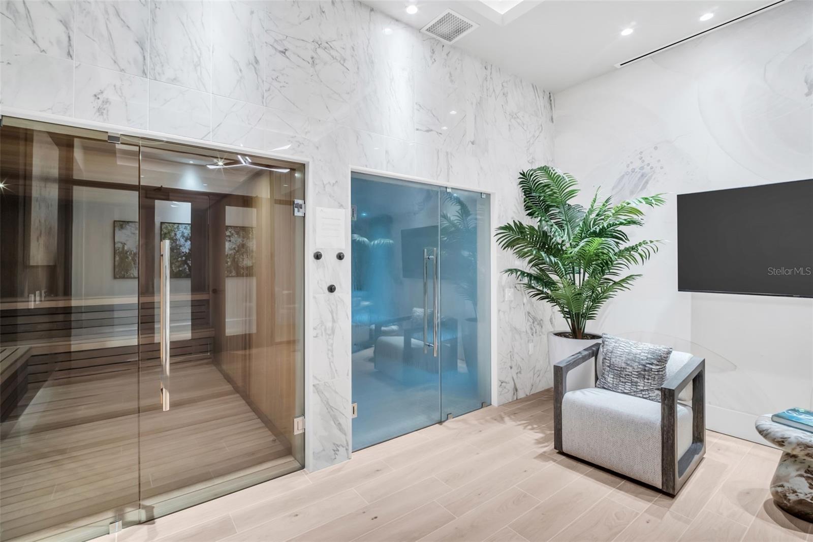 ART HOUSE - Residential