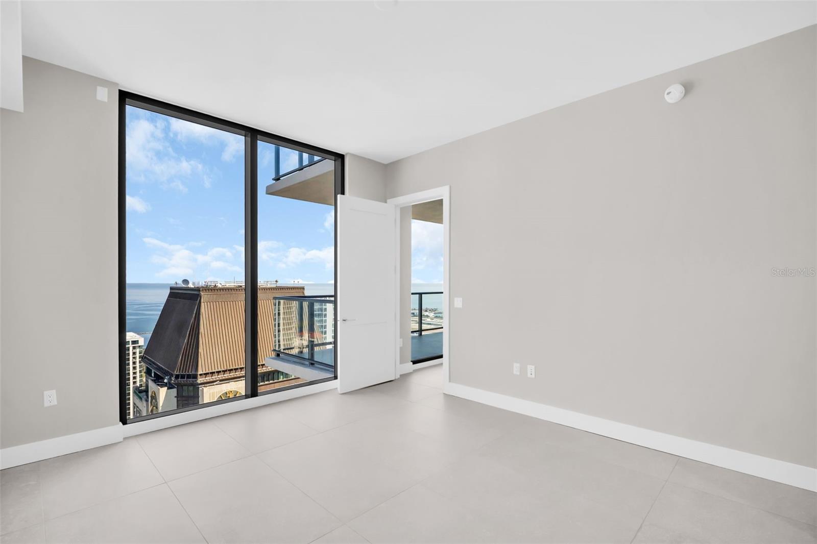 ART HOUSE - Residential