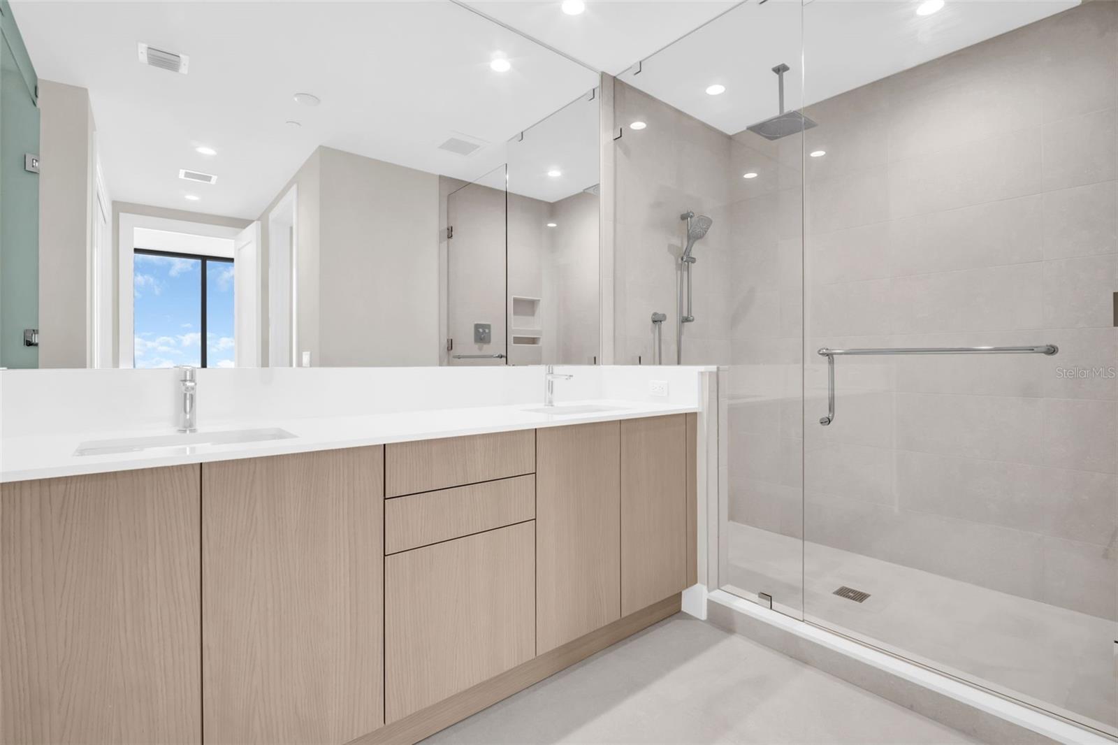 ART HOUSE - Residential